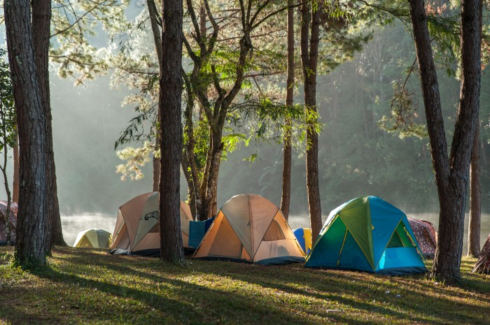 faire du camping dans la nature
